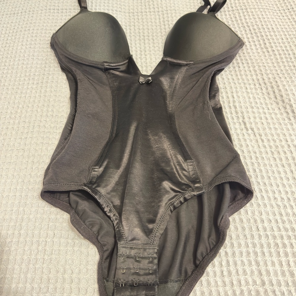 Elegant Black Shapewear Bodysuit